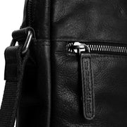 Solid Antique Brass Hardware &amp; Heavy-Duty Dual Zipper Detail on Dessau Full-Grain Leather Crossbody Bag pour Homme