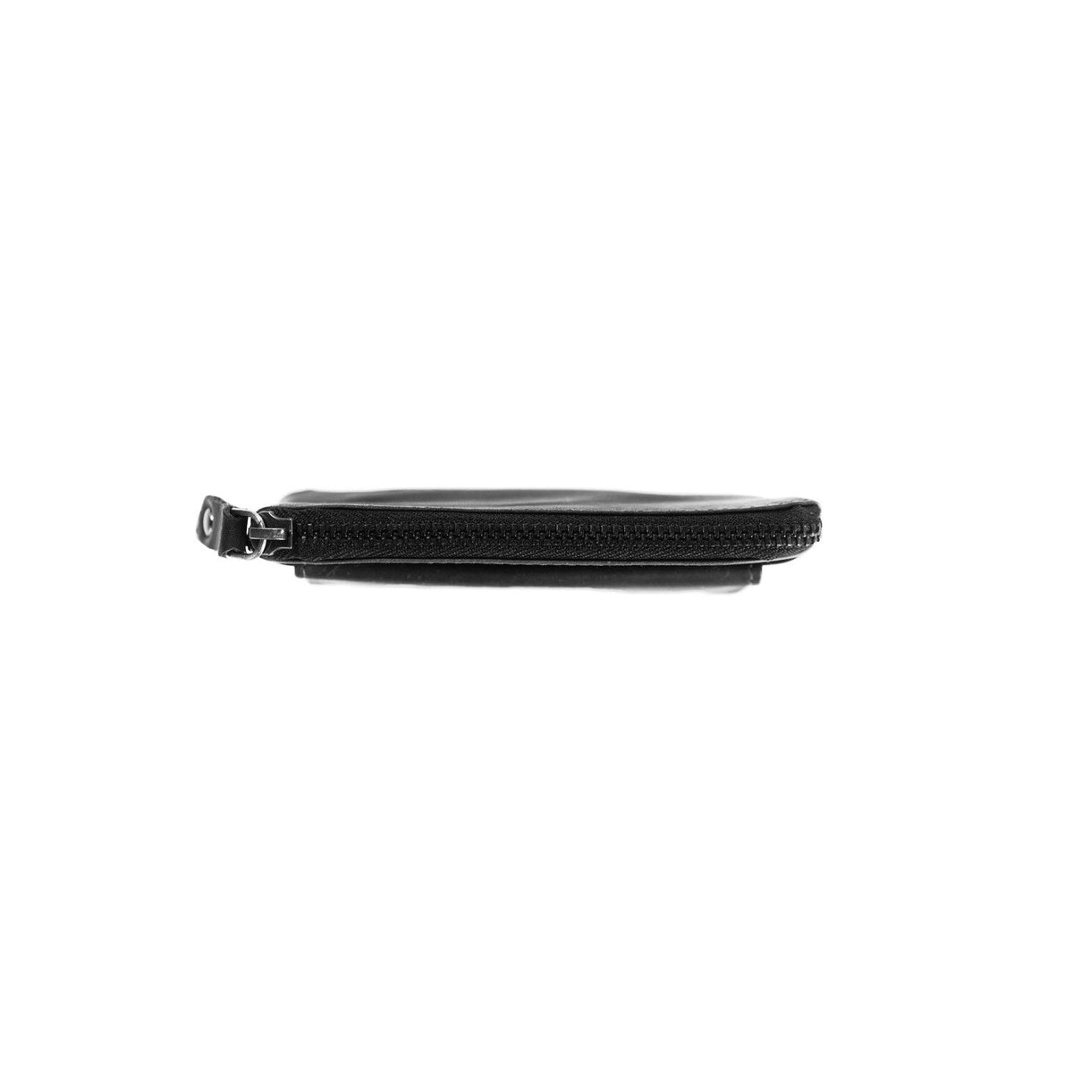
Vue détaillée of Classic Collar & Heavy-Duty Zipper Hardware on Oliver Cuir Pleine Fleur Key Case pour Femme