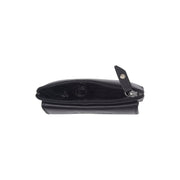 Tailored Rib Cuffs &amp; Hem Craftsmanship Construction Detail on Torano Full-Grain Leather Key Case pour Femme
