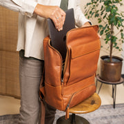 Rich Full-Grain Leather Laptop Backpack pour Homme – Vue produit alternative 3