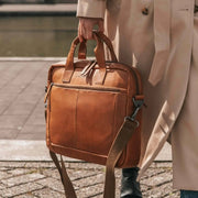 Calvi Full-Grain Leather Laptop Bag pour Femme – Vue produit alternative 2