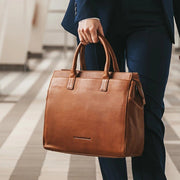 Rivera Full-Grain Leather Laptop Bag pour Femme – Vue produit alternative 2