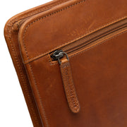 Cognac Leather Portfolio Moreton pour Femme, detail view 4