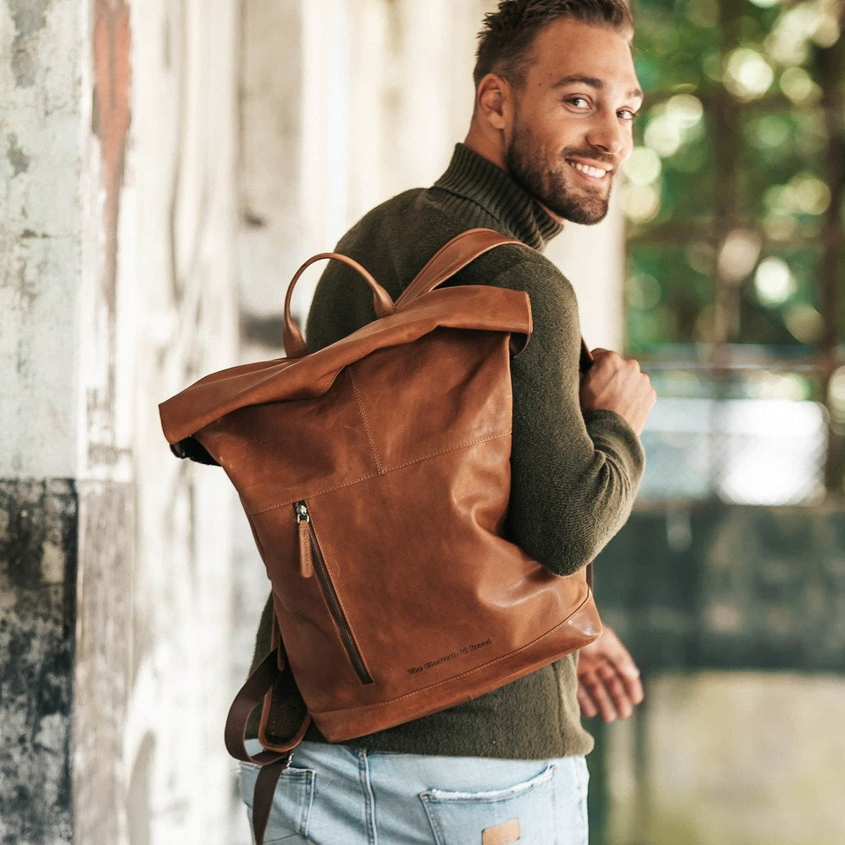 Liverpool Full-Grain Leather Roll-top Backpack pour Femme – Vue produit alternative 2