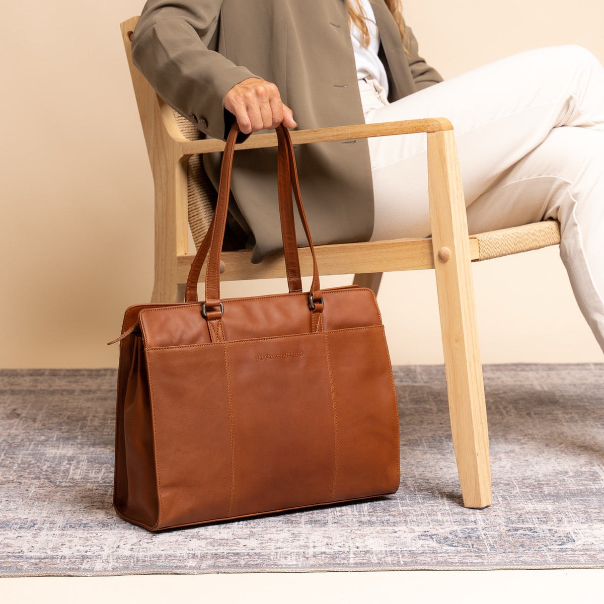Fidenza Full-Grain Leather Shoulder Bag pour Femme – Vue produit alternative 3