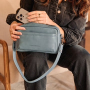 Liora Full-Grain Leather Shoulder Bag pour Femme – Vue produit alternative 3