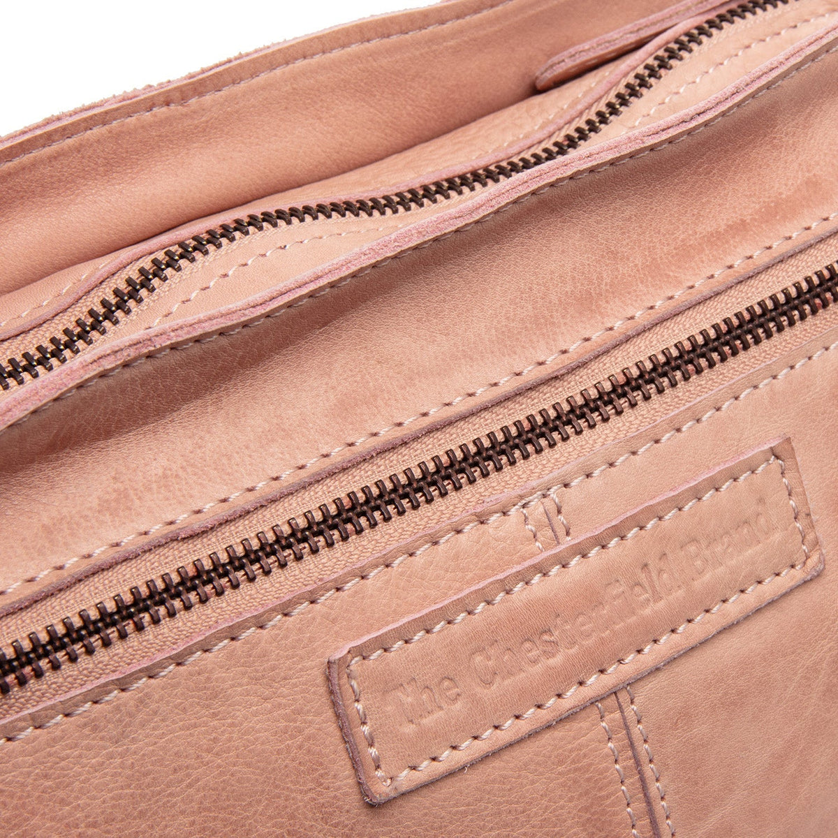Vue intérieure Showing Dedicated Padded Laptop Sleeve &amp; Multi-Compartment Organization
