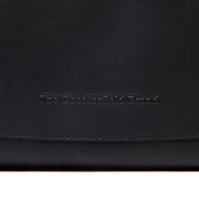 
Classic 100% Full-Grain leather Bag - Perspective arrière montrant les bretelles en cuir renforcées