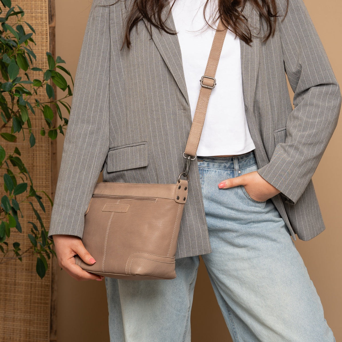 Zarita Full-Grain Leather Shoulder Bag pour Femme – Vue produit alternative 3