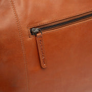 
Zira Sac bandoulière en cuir pleine fleur – alternate product view 3