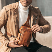 Leather Sling Bag Riga pour Femme – Vue produit alternative 2