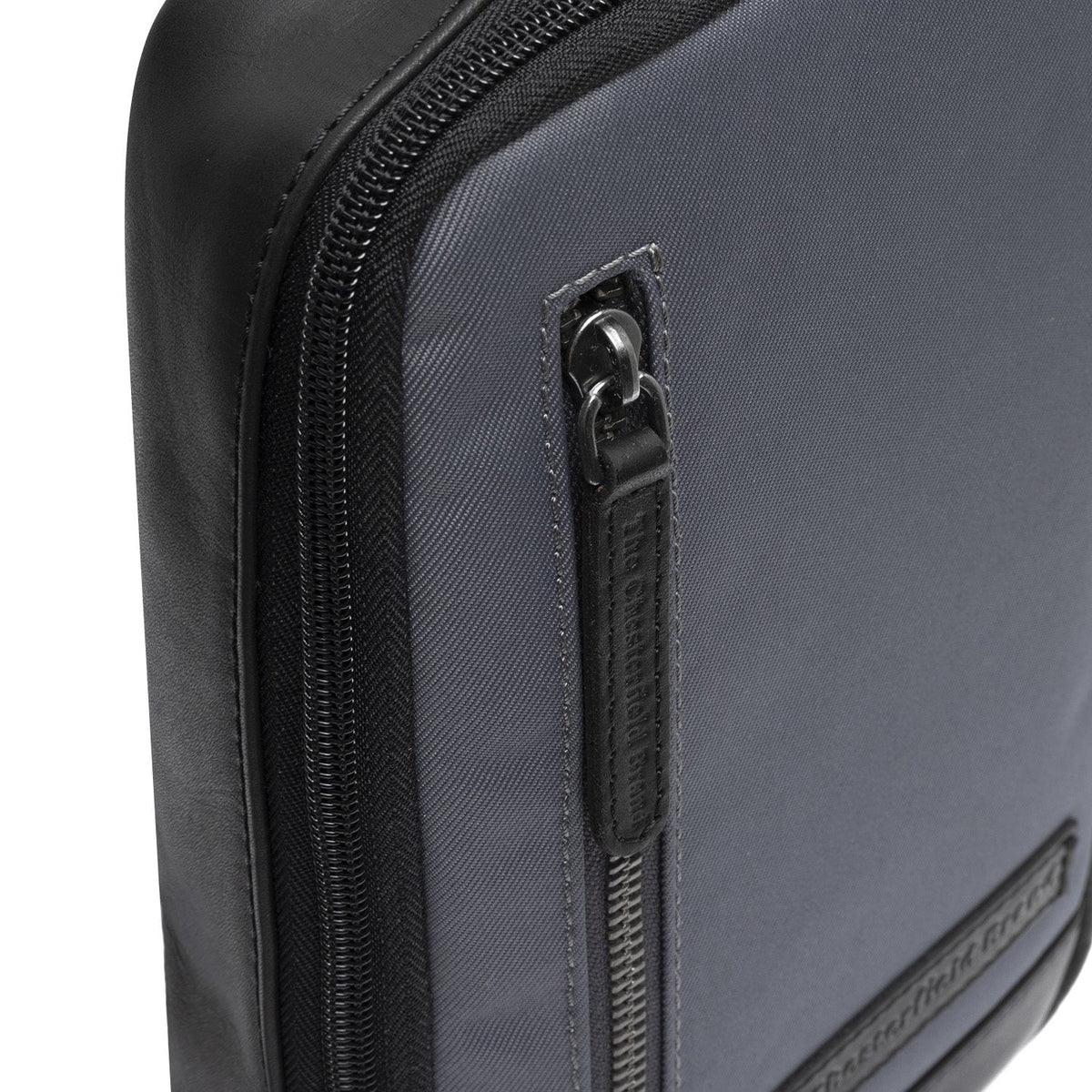 Vue intérieure Showing Dedicated Padded Laptop Sleeve &amp; Multi-Compartment Organization