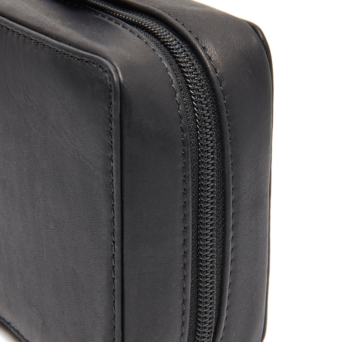Vue détaillée of Classic Collar &amp; Heavy-Duty Zipper Hardware on Leather Tech-Organizer Ardan pour Femme