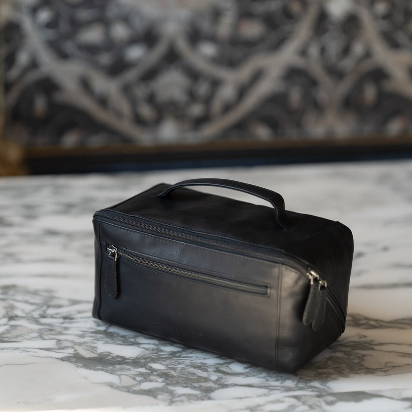 Elmia Full-Grain Leather Toiletry Bag pour Femme