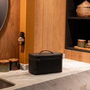 Classic 100% Full-Grain leather Goods - Vue de dos avec coupe ajustée aux épaules &amp; ourlet soigné
