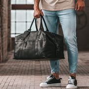 
Classic 100% Full-Grain Leather Duffle Bag - Perspective arrière montrant les bretelles en cuir renforcées