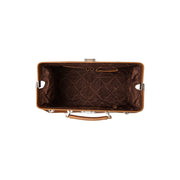 Solid Antique Brass Hardware &amp; Heavy-Duty Dual Zipper Detail on Texel Full-Grain Leather Weekender Bag pour Femme