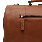 Texel Full-Grain Leather Weekender Bag pour Femme - Structured Side Profile Showing Gusset Depth &amp; Expansion Capacity