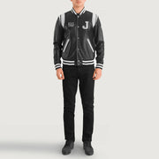 Liberte New Jersey Noir Leather Varsity Veste en Cuir pour Homme - Vue de profil avec coupe de manche ergonomique
