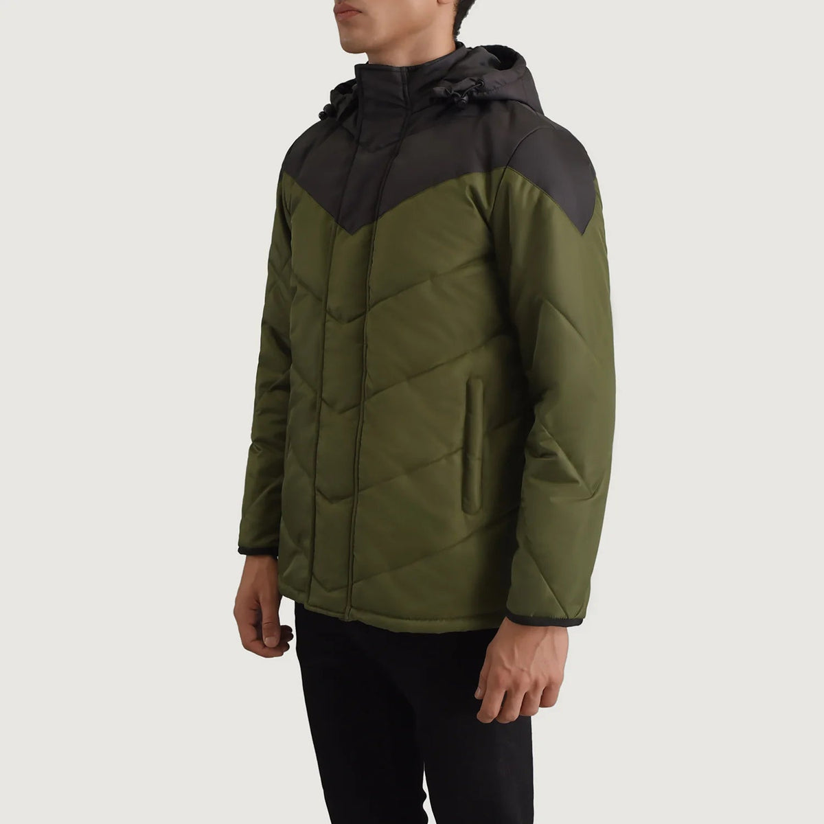 
Black & Green Full-Grain Leather Hooded Jacket - Vue arrière montrant la carrure ajustée et l'ourlet net