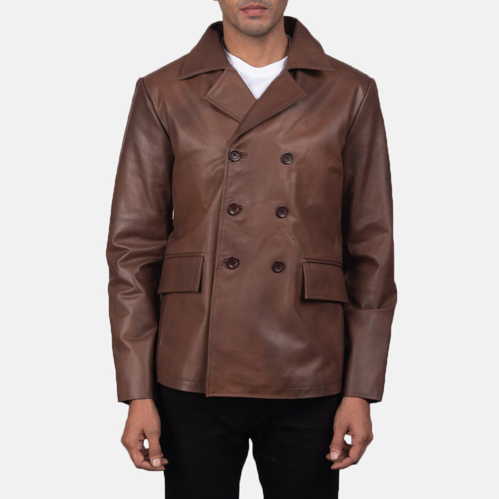 Mr. Bailey Marron Leather Naval Peacoat pour Homme in Brown Cowhide Leather - Vue de face &amp; silhouette ajustée | Acheter en ligne