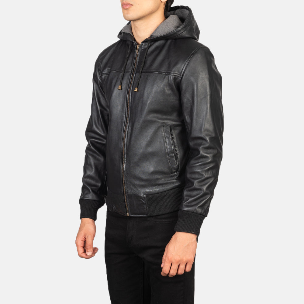 
Black Sheepskin Leather Hooded Jacket - Vue arrière montrant la carrure ajustée et l'ourlet net