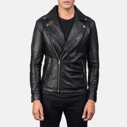 Men's Noah Black Leather Biker Jacket - Vue de profil avec coupe de manche ergonomique