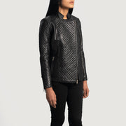 Black Sheepskin Leather Biker Jacket - Vue de dos avec coupe ajustée aux épaules &amp; ourlet soigné
