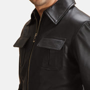 Vue détaillée of Shirt &amp; Zipper Hardware on Raven Noir Veste en Cuir pour Homme