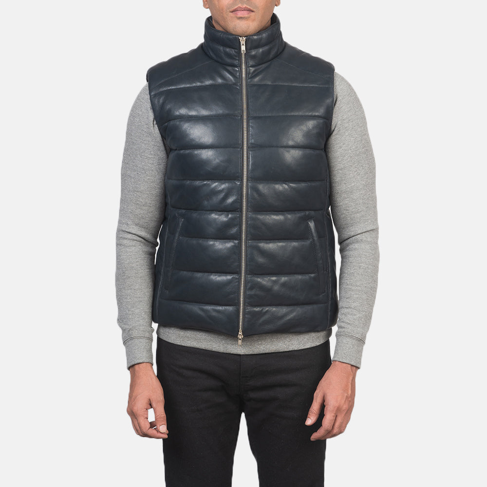 Vue détaillée of Classic Collar &amp; Zipper with Dual Puller Hardware on Men's Reeves Bleu Leather Puffer Vest pour Homme