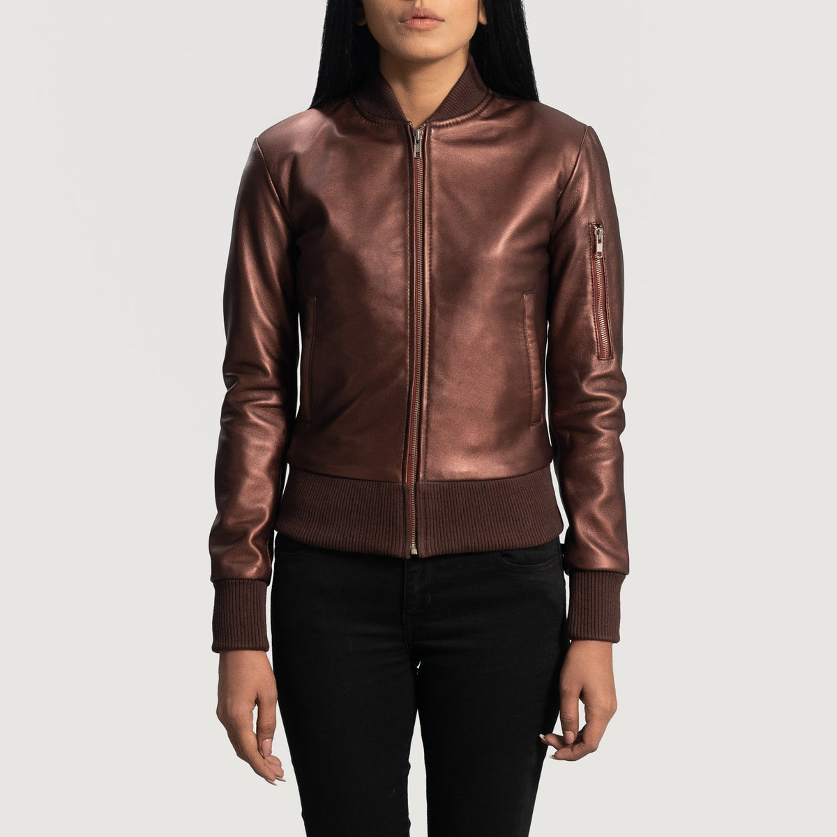 Women's Reida Bordeaux Blouson Bomber en Cuir pour Femme in Maroon Sheepskin Leather - Vue de face &amp; silhouette ajustée | Acheter en ligne
