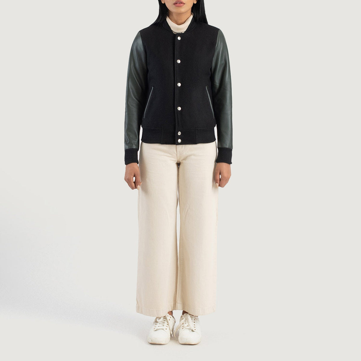 Savant Green Hybrid Varsity Jacket - Vue de profil avec coupe de manche ergonomique