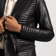 Women's Selina Noir Blazer en Cuir en Cuir pour Femme - Vue de profil avec coupe de manche ergonomique