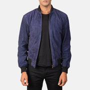 Men's Shane Navy Blue Suede Bomber Jacket in Blue Goatskin Suede - Vue de face &amp; silhouette ajustée | Acheter en ligne