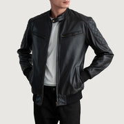 
Sven Blouson Bombardier en Cuir pour Homme - Vue de profil mettant en valeur la coupe de manche ergonomique
