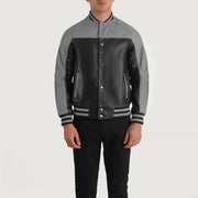 Vue détaillée of Varsity &amp; Snap Buttons Hardware on Terrance Black &amp; Red Leather Varsity Jacket