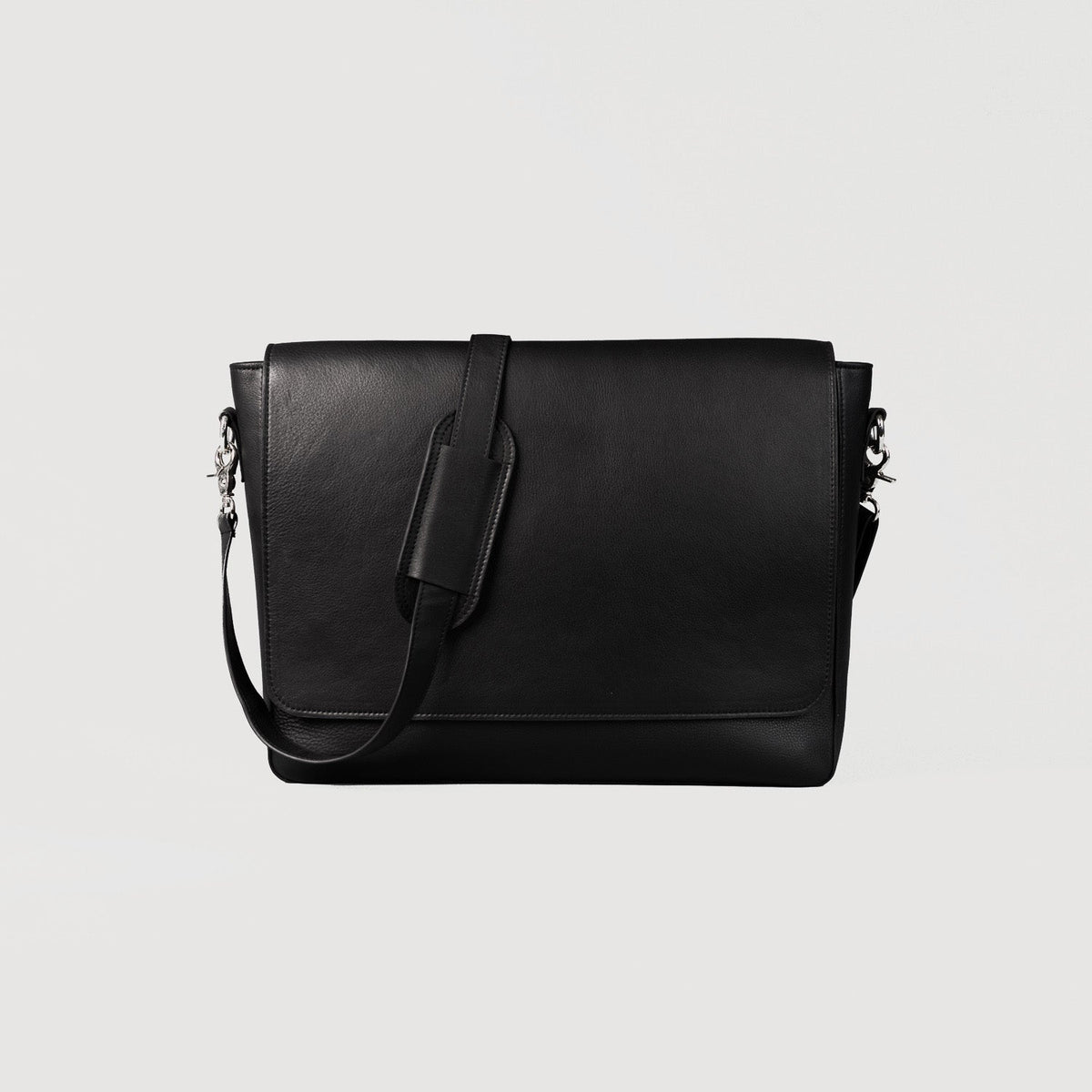 
The Carismatico Leather Messenger Bag – alternate product view 1