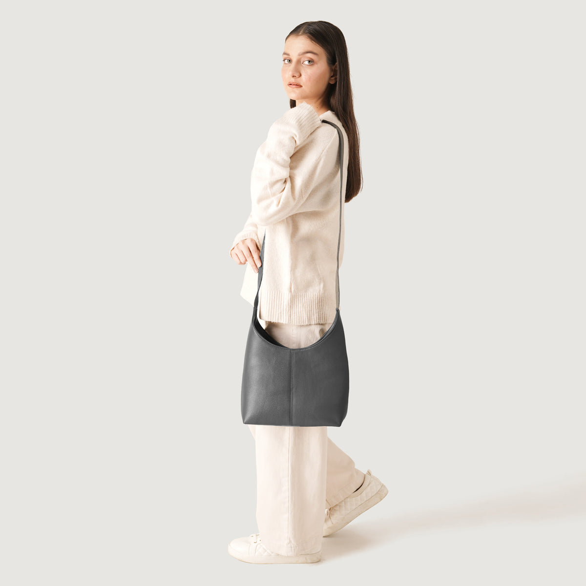 
The Stefani Leather Hobo Bag – alternate product view 2