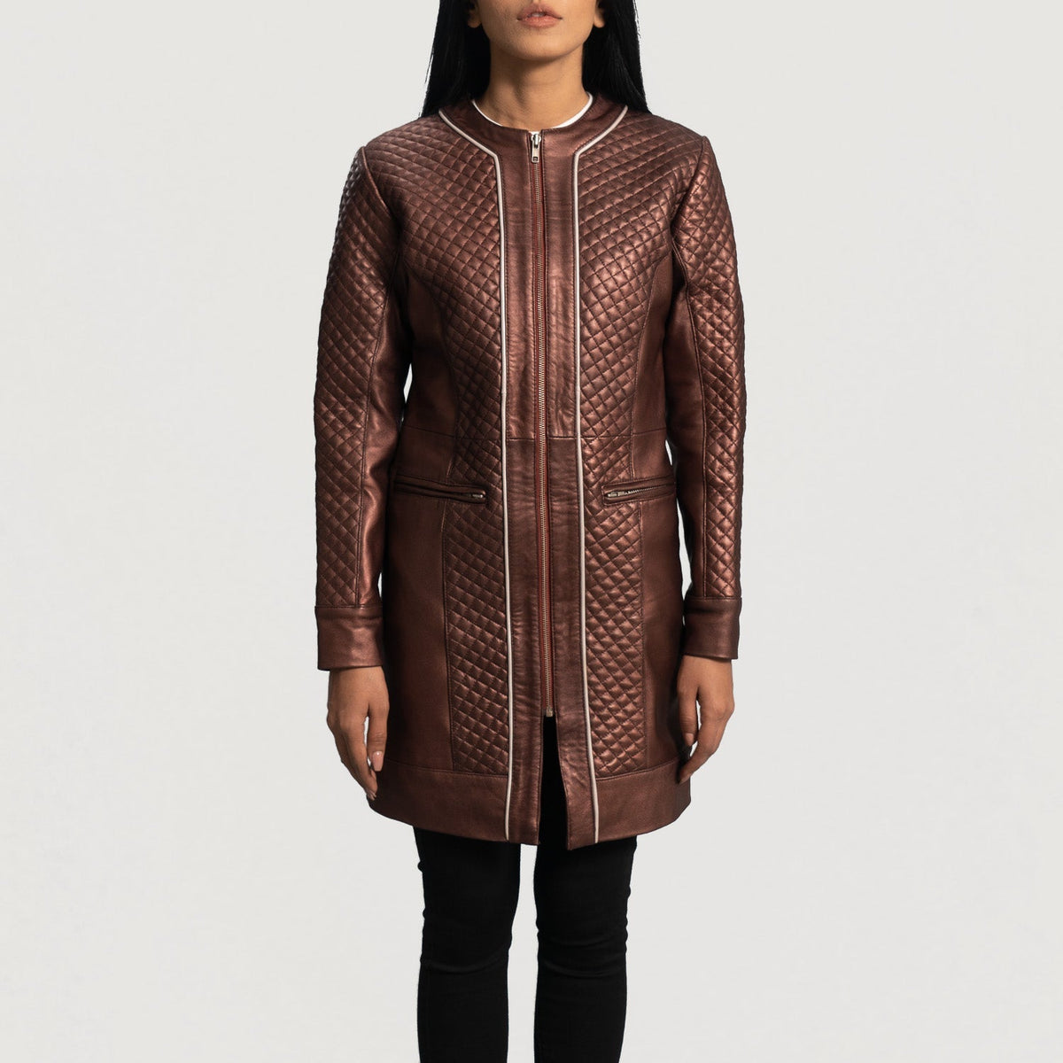 Vue détaillée of Classic Collar &amp; Zipper Hardware on Women's Trudy Lane Matelassé Bordeaux Manteau en Cuir pour Femme