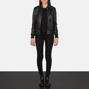 Women's Westa A-2 Black Leather Bomber Jacket - Vue de profil avec coupe de manche ergonomique