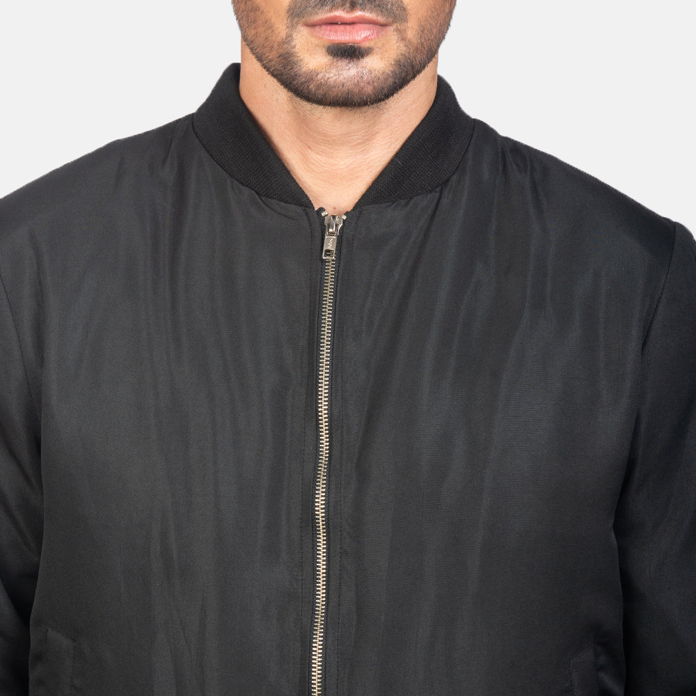 Vue intérieure Showing Quilted Viscose Lining &amp; Deux poches intérieures